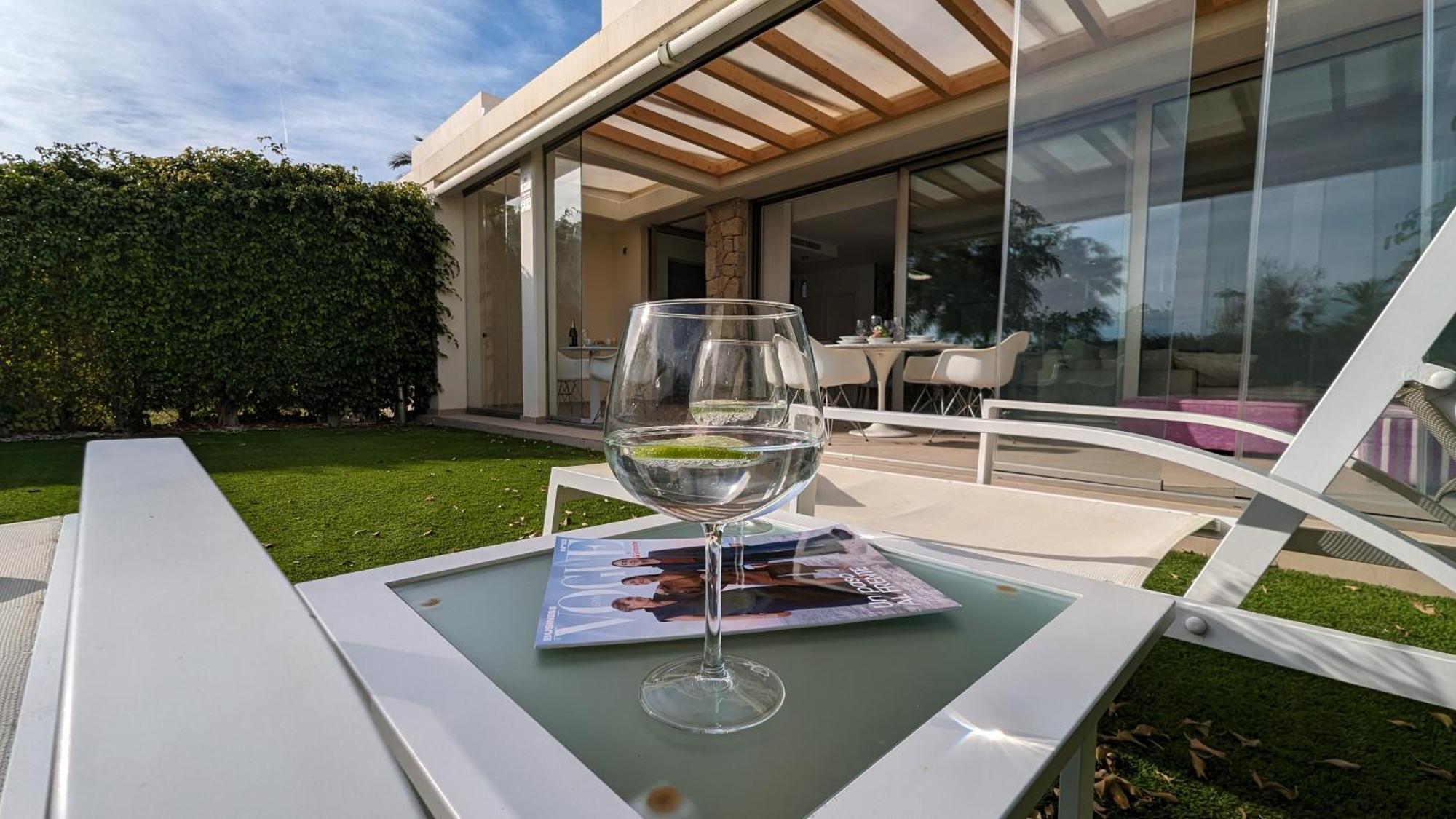 Paradise Beachfront Luxury Villa Villajoyosa Exterior photo